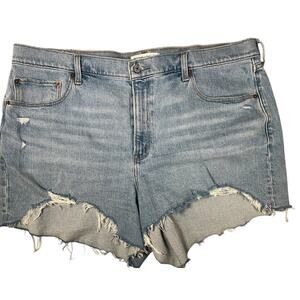 Abercrombie & Fitch Women's High Rise The 4" Mom Cut Off Shorts / Size 34 / 18